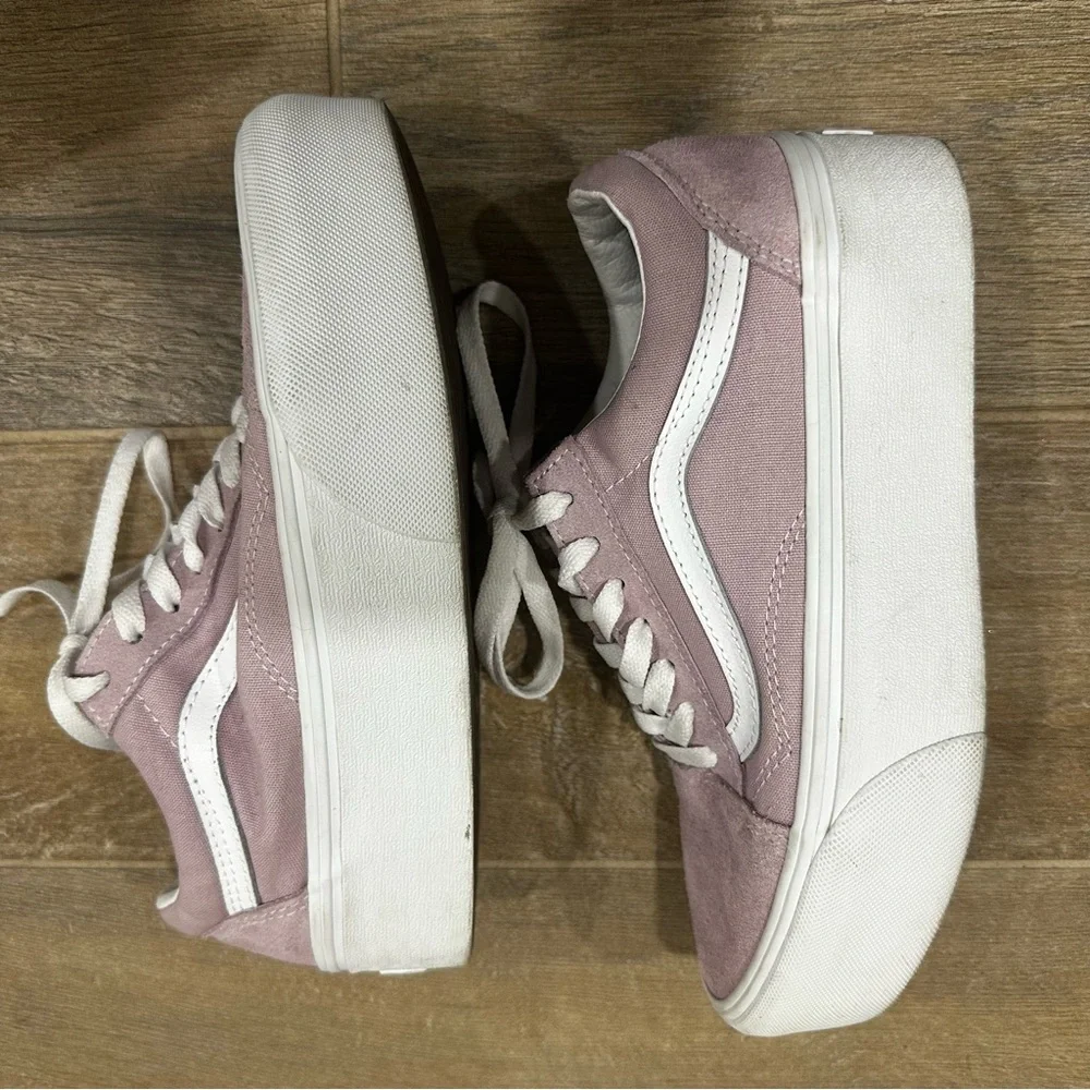 Vans Women's Light Pink Platform Sneakers - Picture 9 of 11